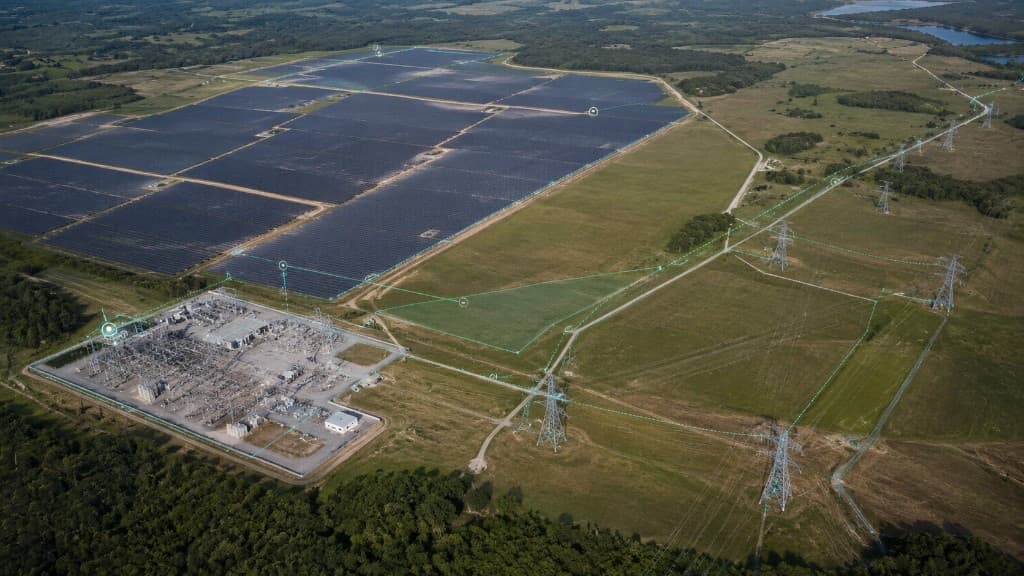 Voltis interface: energy corridor supervision (solar, substations, lines)